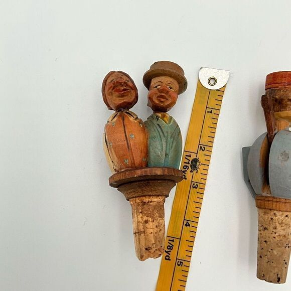 VINTAGE ARNI German hand carved wooden wine stoppers - Picture 4 of 4